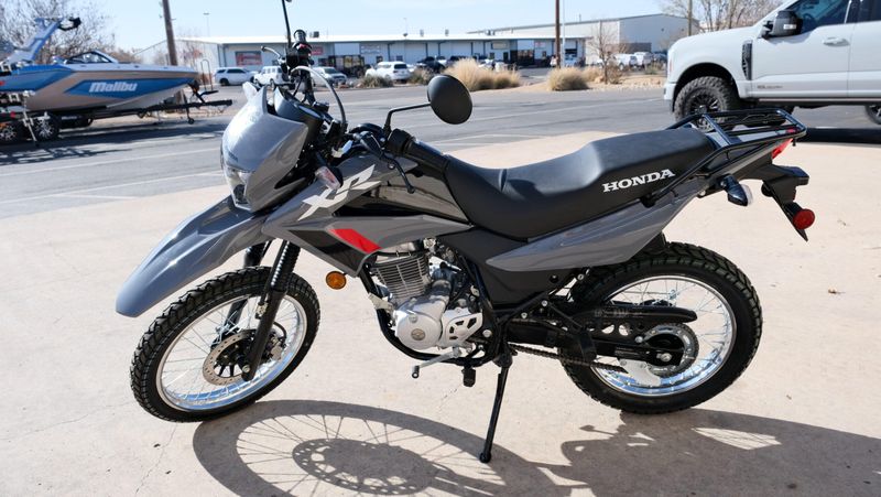 NEW 2025 HONDA XR150L Image 6