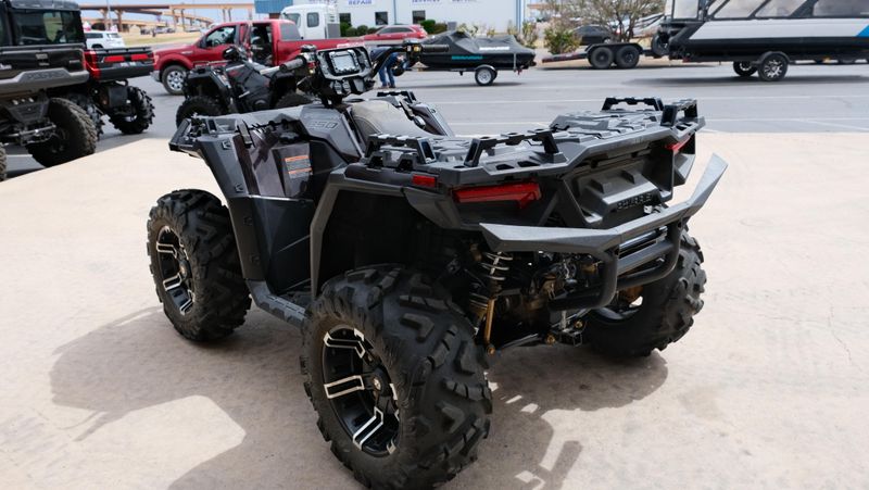 USED 2023 POLARIS SPORTSMAN 850 ULTIMATE TRAIL  CRIMSON MTLC ULTIMATE TRAIL Image 5
