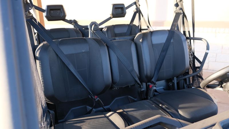 USED 2026 CAN-AM SSV DEF MAX XT 65 HD11 CAMO Image 8