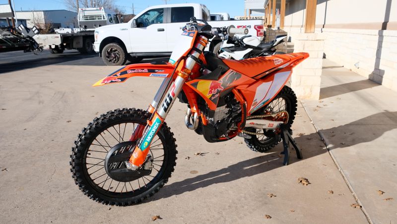 NEW 2026 KTM 450 SXF FACTORY EDITION Image 7