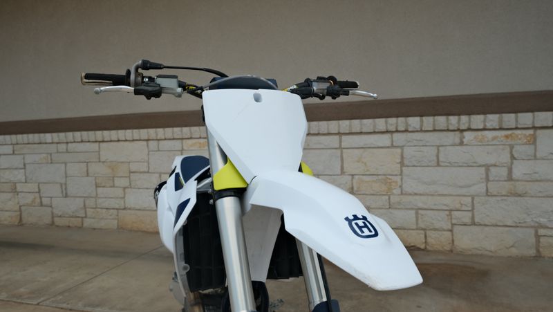 2022 HUSQVARNA FC 250Image 5