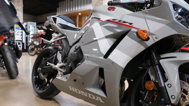 NEW 2026 HONDA CBR600RR ABS Image 13