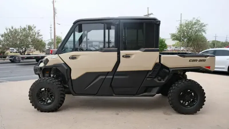 NEW 2026 CAN-AM DEFENDER MAX LIMITED CAB HD11 Image 4