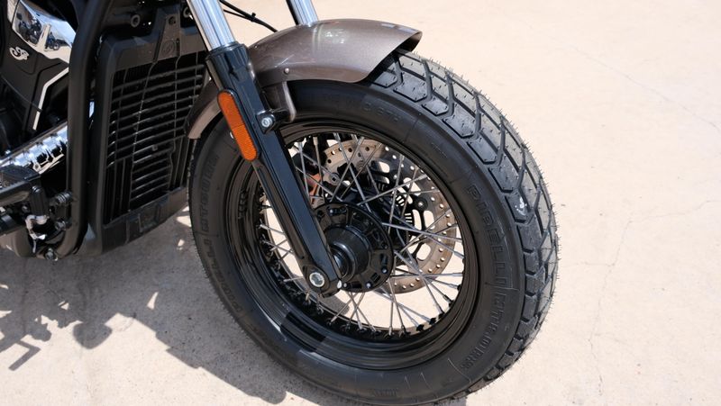 NEW 2026 INDIAN MOTORCYCLE SUPER SCOUT LIMITED WITH TECH Image 9