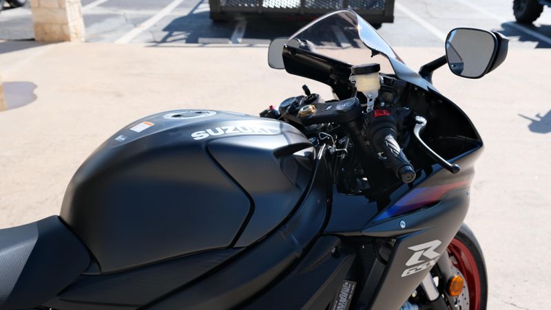 NEW 2026 SUZUKI GSXR750 Image 13