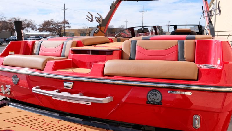 NEW 2026 MALIBU 23 LSV Image 5