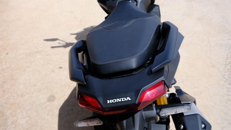 USED 2025 HONDA ADV160 Image 14