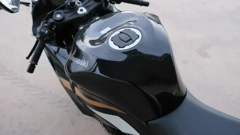 NEW 2026 KAWASAKI NINJA ZX6R ABS Image 12