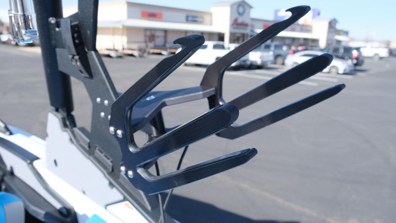 NEW 2026 AXIS A225 Image 28