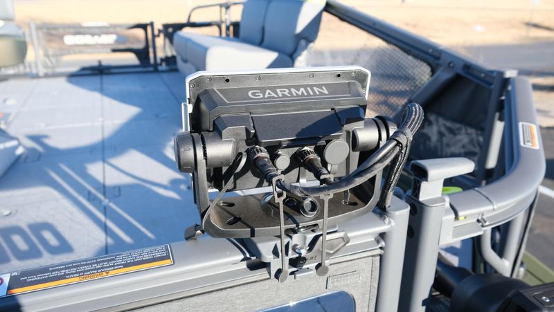 NEW 2026 SEADOO SWITCH FISH COMPACT 170HP WITH PAINTED TRAILER6 Image 9