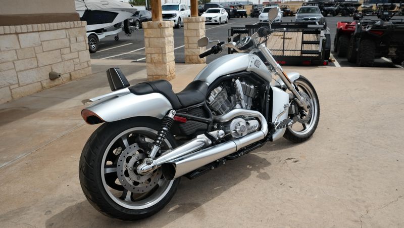 USED 2009 HARLEY VRSC VROD MUSCLE Image 3
