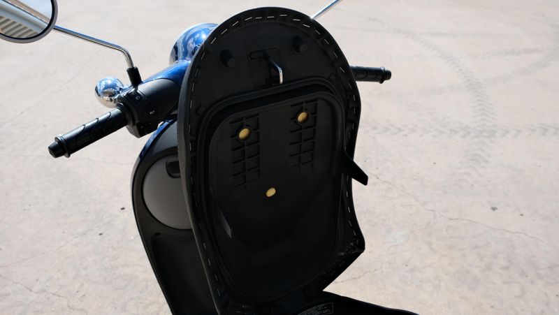 NEW 2026 HONDA METROPOLITAN Image 10