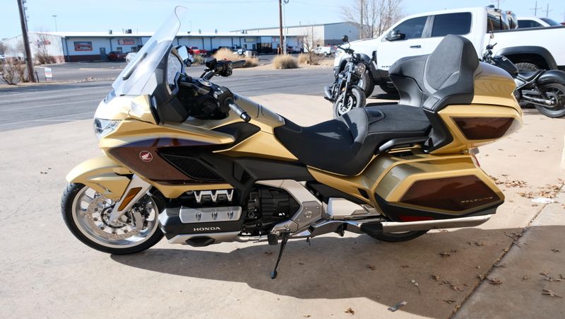 NEW 2025 HONDA GOLD WING TOUR DCT 50TH ANNIVERSARY Image 6