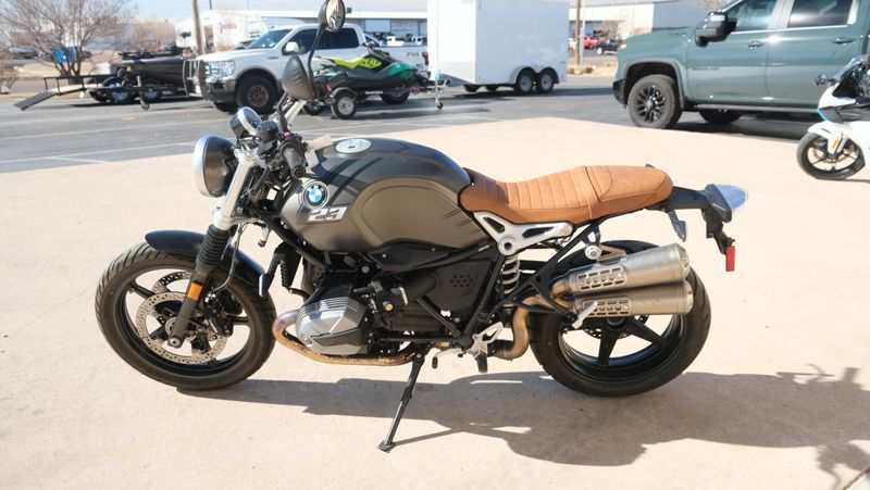 USED 2023 BMW R NINET PURE Image 6