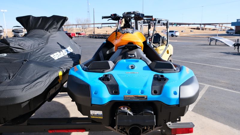 NEW 2026 SEADOO SPARK TRIXX FOR 1 90HP WITH SOUND SYSTEM Image 4