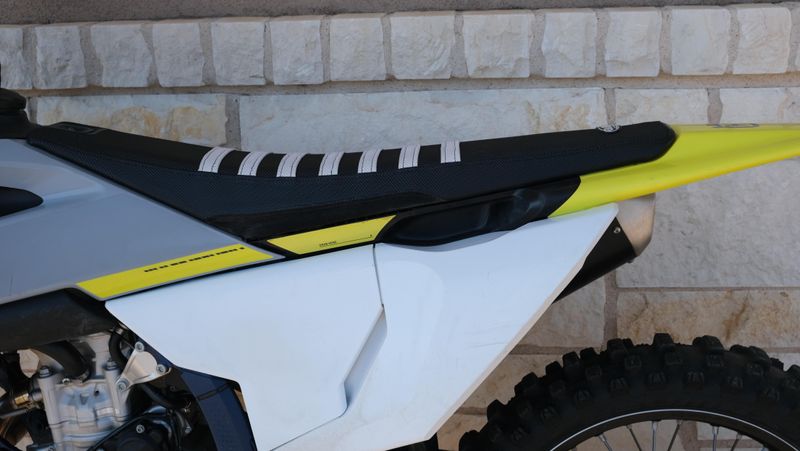 USED 2023 HUSQVARNA FC 250 Image 8