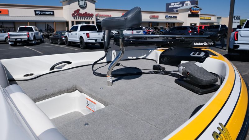 USED 2011 NITRO Z7 SPORT Image 12