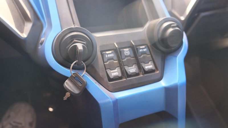 USED 2024 HONDA TALON 1000R FOX LIVE VALVE Image 13