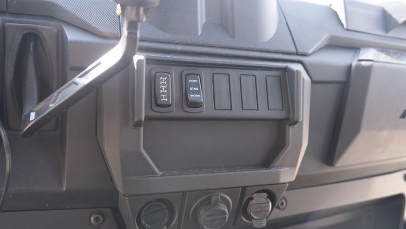 New 2026 Polaris RANGER CREW XP 1000 PREMIUM  PURSUIT CAMO Image 3