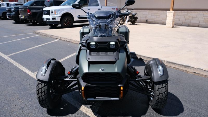 NEW 2026 CAN-AM CANYON REDROCK Image 8