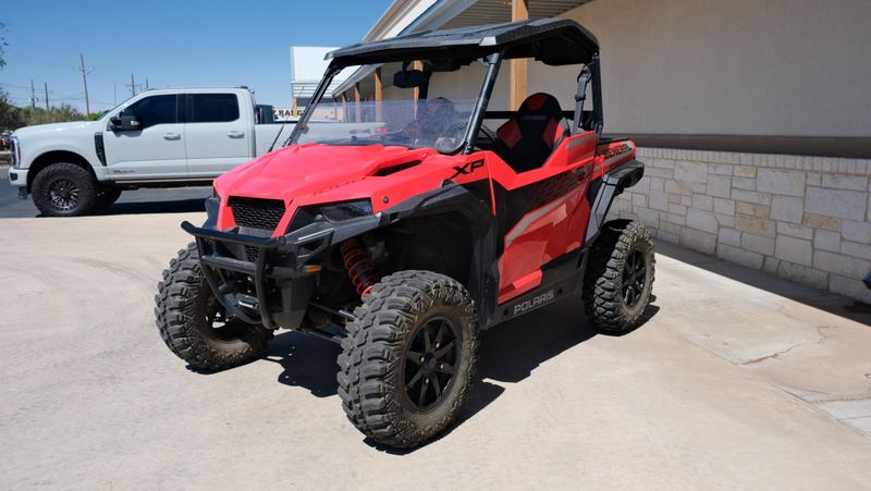 USED 2025 POLARIS GENERAL XP 1000 ULTIMATE - INDY RED ULTIMATE Image 7