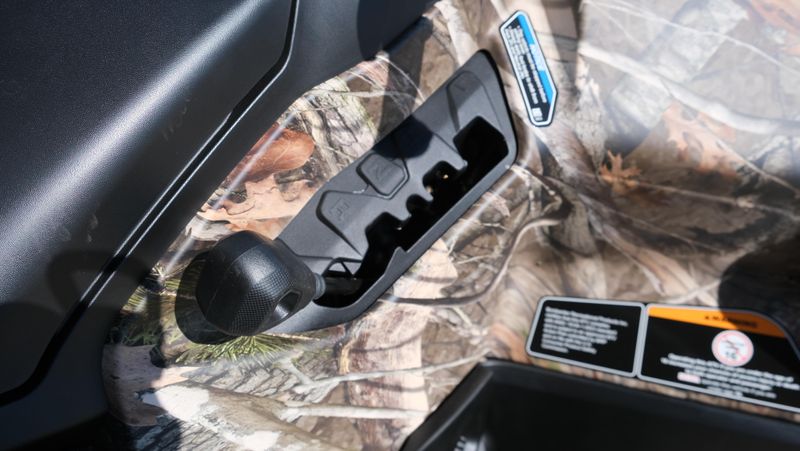NEW 2026 CAN-AM OUTLANDER MAX PRO HUNTING EDITION HD7 Image 16