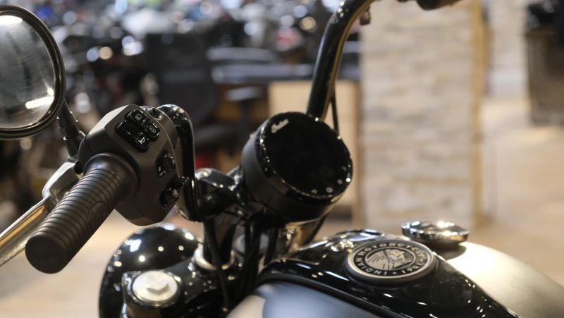 USED 2022 INDIAN MOTORCYCLE CHIEF BOBBER DARK HORSE BLACK SMOKE 49ST DARK HORSE Image 11