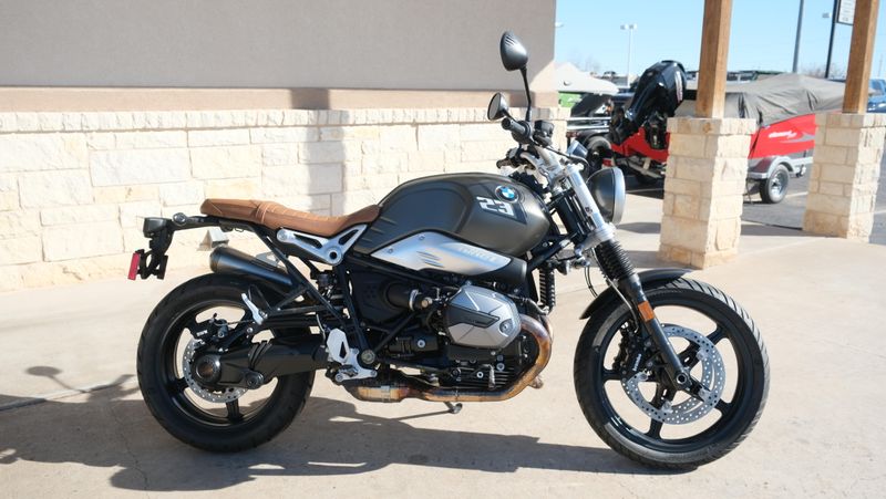 USED 2023 BMW R NINET PURE Image 2