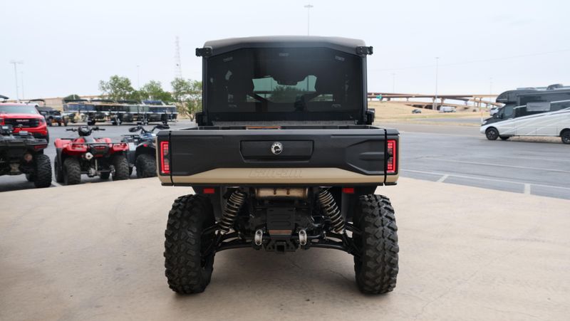 NEW 2026 CAN-AM DEFENDER MAX LIMITED CAB HD11 Image 4