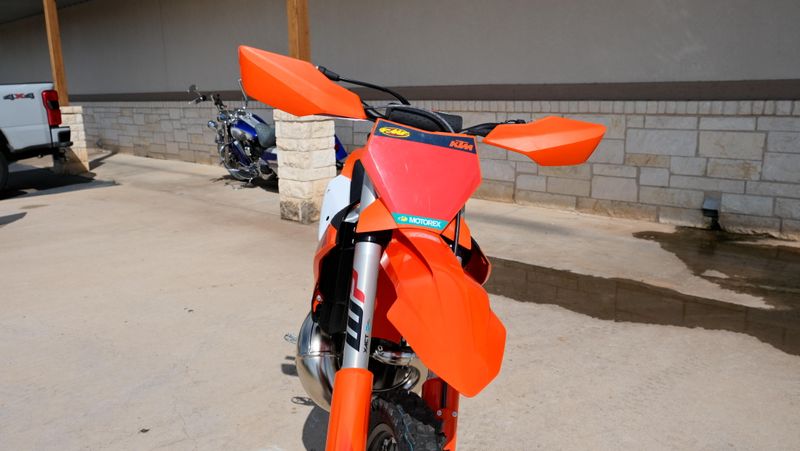 USED 2025 KTM 300 XC Image 8