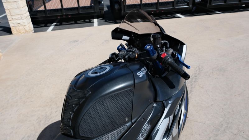 USED 2018 SUZUKI GSX250R Image 14