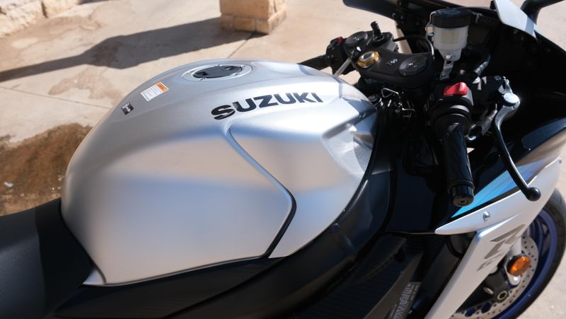 NEW 2026 SUZUKI GSXR600 Image 18