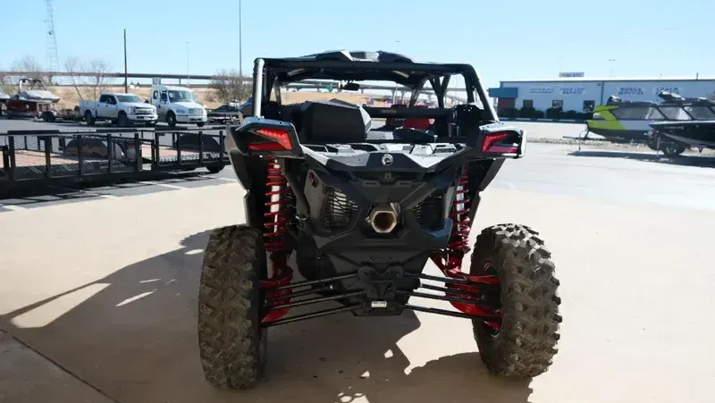 NEW 2026 CAN-AM MAVERICK X3 MAX X RS TURBO RR SMARTSHOX WITH 1025 TOUCHSCREEN Image 8