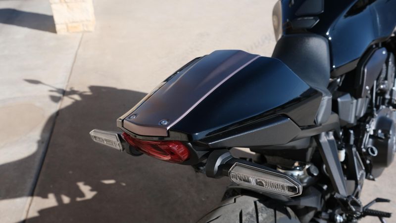 USED 2023 HONDA CB1000R BLACK EDITION Image 12