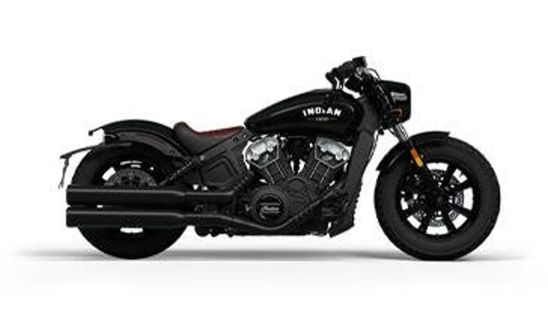 2025 INDIAN MOTORCYCLE INDIAN SCOUT BOBBER BLACK METALLIC in a BLACK METALLIC exterior color. Family PowerSports (877) 886-1997 familypowersports.com 