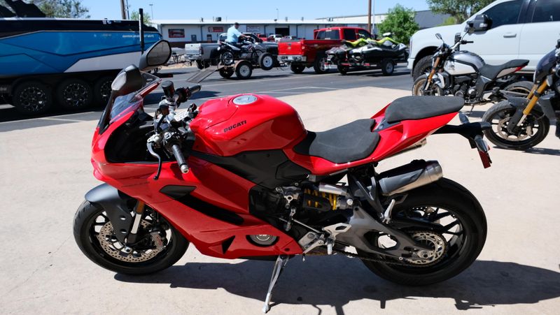 USED 2026 DUCATI PANIGALE V2 Image 6