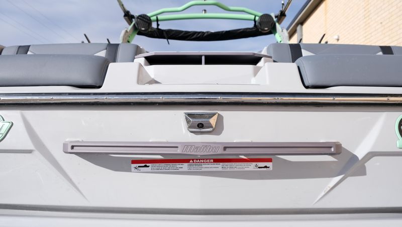 NEW 2026 MALIBU 23 LSV Image 8