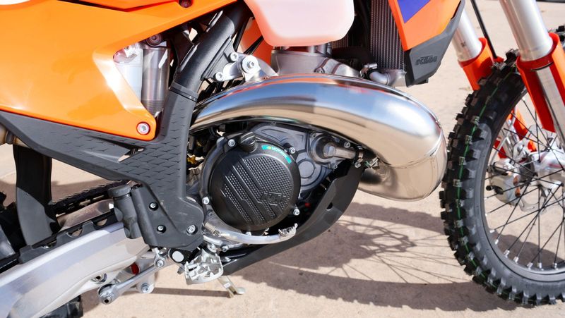 NEW 2027 KTM 250 XC Image 14