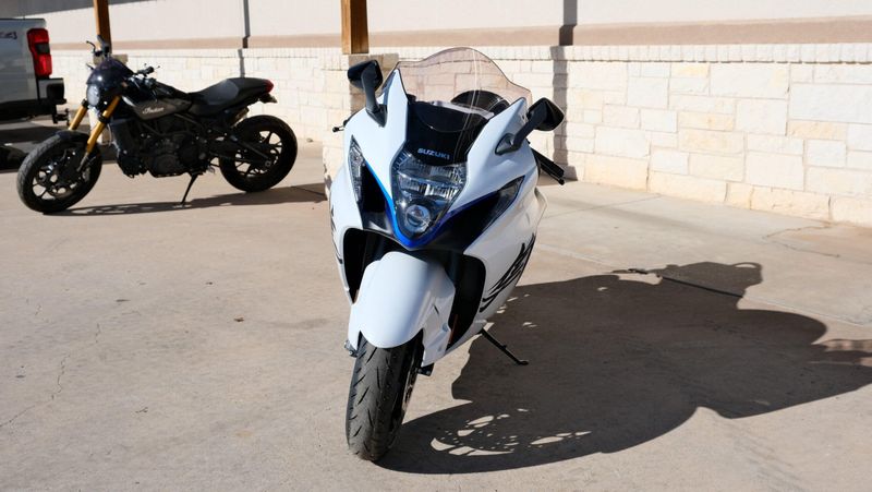 NEW 2026 SUZUKI HAYABUSA Image 8