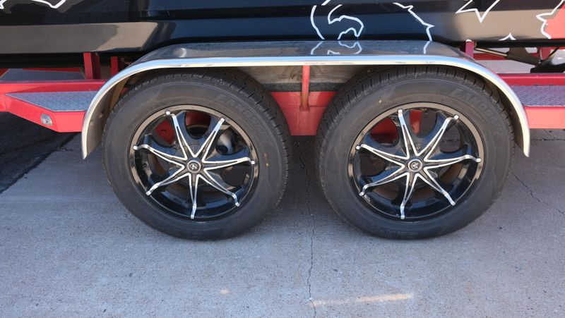 USED 2011 SANGER V 23 XTZ Image 23