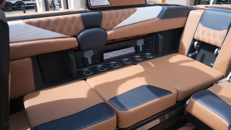 NEW 2026 MALIBU MSERIES M230 Image 19