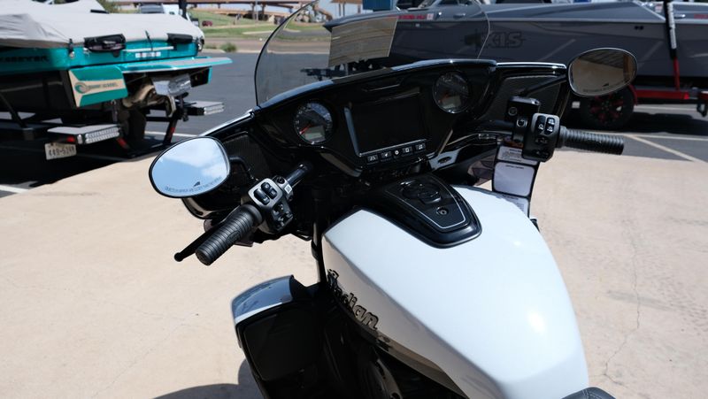 NEW 2026 INDIAN MOTORCYCLE ROADMASTER POWERPLUS DARK HORSE WITH 112 AND AUDIO PACKAGE Image 10
