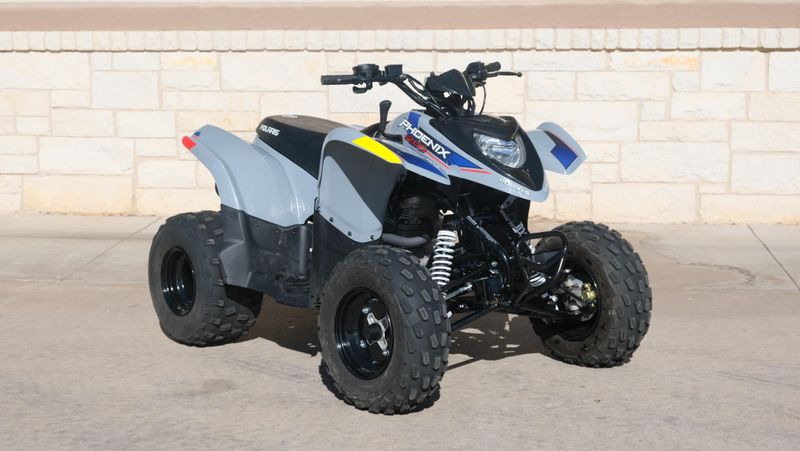 USED 2025 POLARIS PHOENIX 200 Image 1