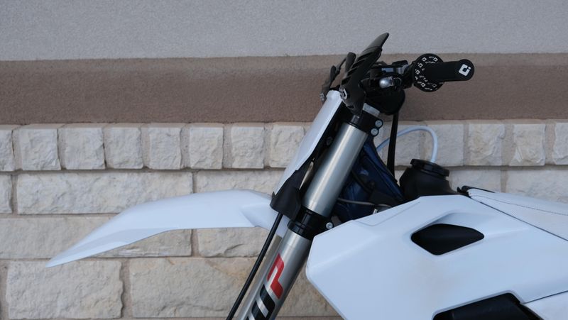 USED 2024 HUSQVARNA FC 250 Image 6