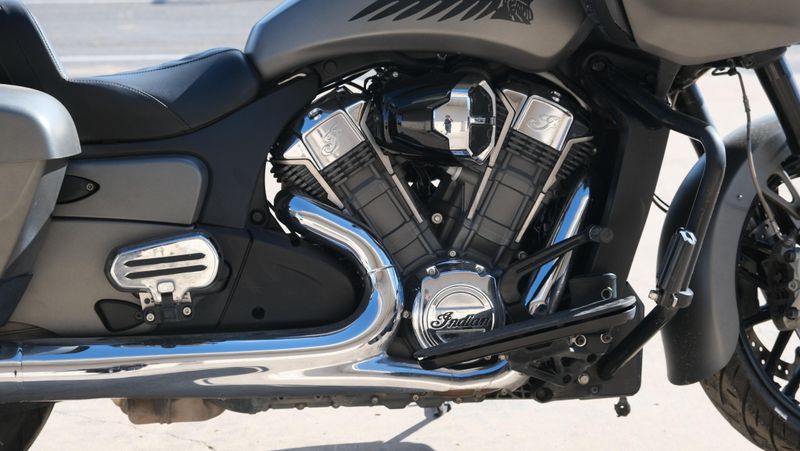 USED 2021 INDIAN MOTORCYCLE CHALLENGER Image 9