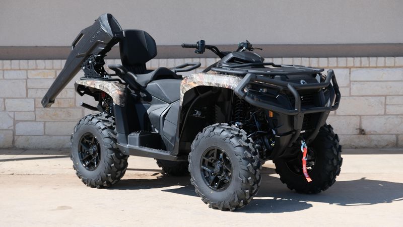 NEW 2026 CAN-AM OUTLANDER MAX PRO HUNTING EDITION HD7 Image 1