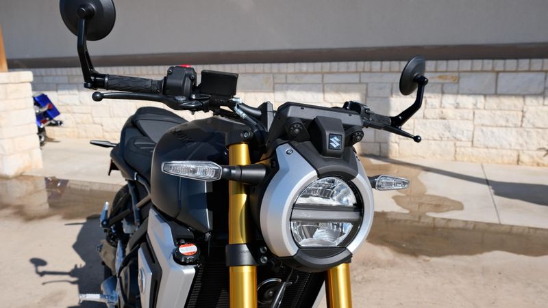 NEW 2026 SUZUKI GSX8T Image 10