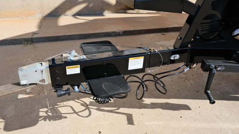 NEW 2026 MALIBU 25 LSV Image 46