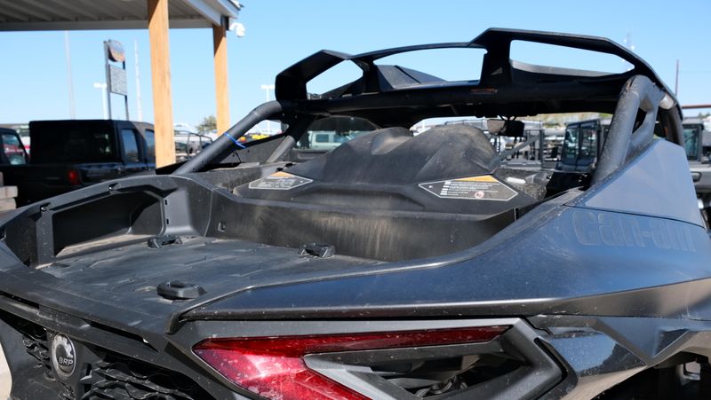 USED 2026 CAN-AM MAVERICK R X RS 999T DCT Image 17