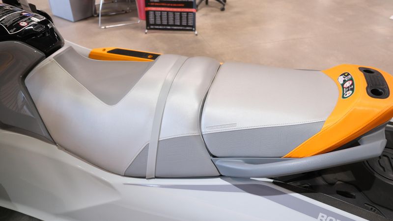 NEW 2025 SEADOO FISHPRO TROPHY 170 WITH SOUND SYSTEM IDF Image 14
